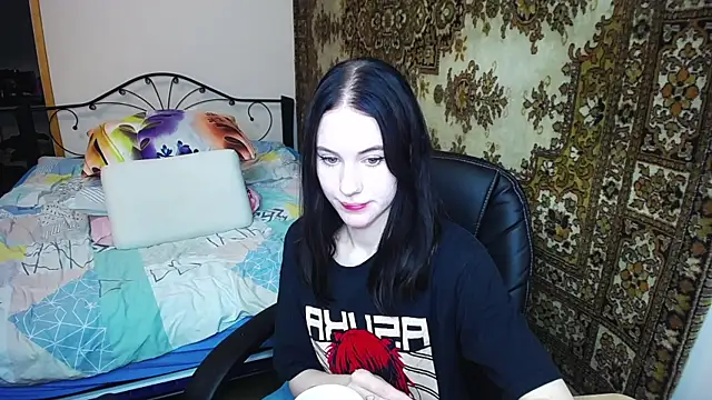 Olivia Graceee online show from August 6, 2026, 10:39 am
