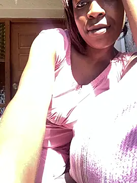 Snapshot of amarrabrown2024 chatting on June 15, 2026, 9:22 am amarrabrown2024 online show from June 15, 2026, 9:22 am