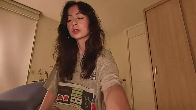 Snapshot of juanasnz99 chatting on July 5, 2026, 2:51 am juanasnz99 online show from July 5, 2026, 2:51 am