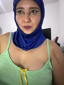 hannahayat online show from June 20, 2026, 2:14 am