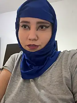 hannahayat online show from July 4, 2026, 3:51 pm