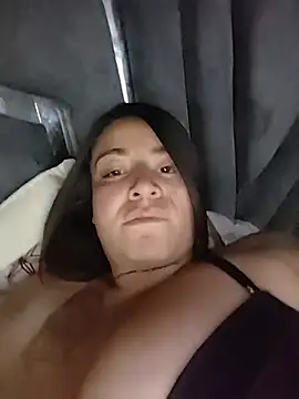 Alona Evans online show from July 14, 2026, 2:05 am