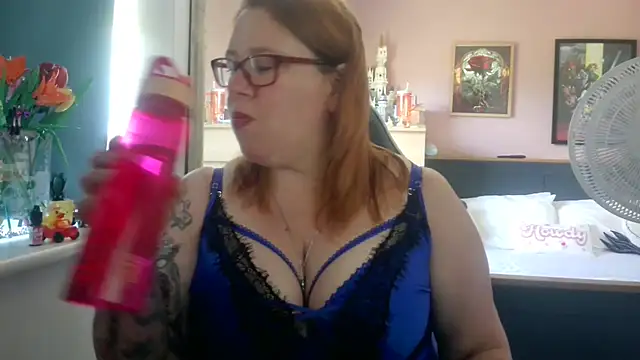 NikiDeeOfficial online show from July 2, 2026, 11:05 am