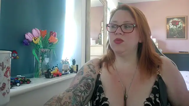 NikiDeeOfficial online show from July 13, 2026, 11:13 am