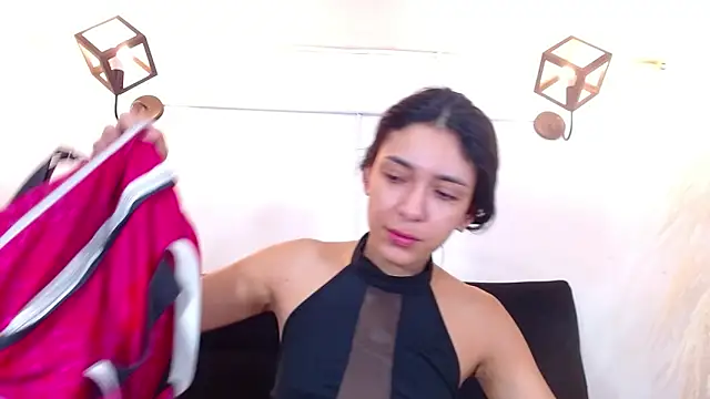 srta luciana online show from June 11, 2026, 12:03 pm