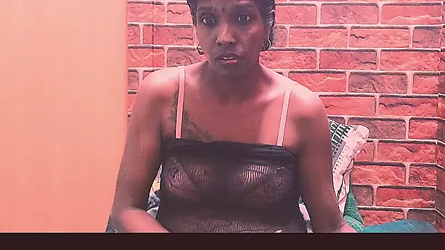 Fuckable Nasty MILF online show from June 15, 2026, 9:17 pm