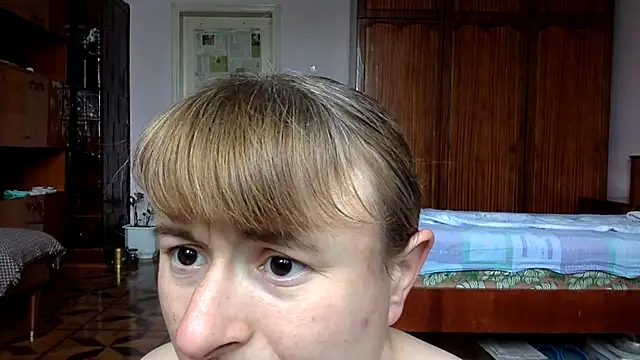 Snapshot of KlavdiaPetrivna chatting on July 11, 2026, 8:06 am KlavdiaPetrivna online show from July 11, 2026, 8:06 am
