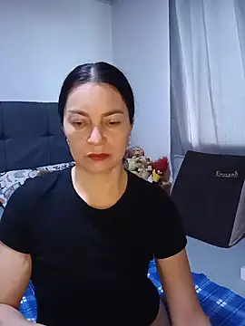 Snapshot of renata_hot1 chatting on July 2, 2026, 10:27 pm renata hot1 online show from July 2, 2026, 10:27 pm