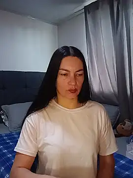Snapshot of renata_hot1 chatting on July 21, 2026, 9:17 pm renata hot1 online show from July 21, 2026, 9:17 pm