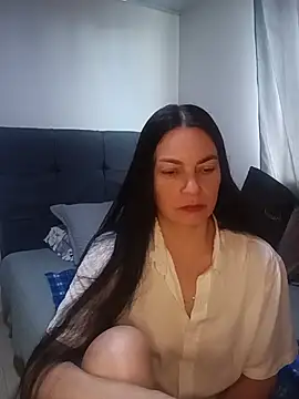 Snapshot of renata_hot1 chatting on July 22, 2026, 8:44 pm renata hot1 online show from July 22, 2026, 8:44 pm