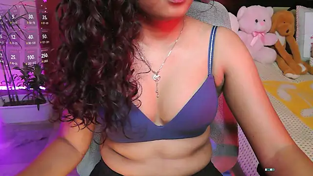 Hot chocolate   online show from May 10, 2026, 5:29 pm