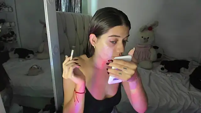 Snapshot of KittyKlum chatting on June 30, 2026, 3:24 pm KittyKlum online show from June 30, 2026, 3:24 pm