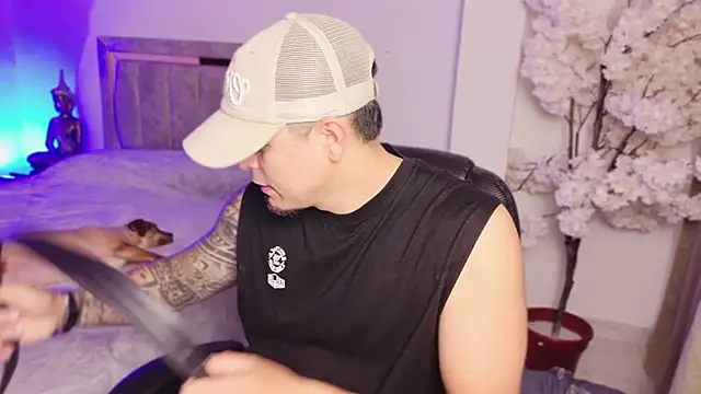 Axel Big cock online show from June 23, 2026, 3:48 am