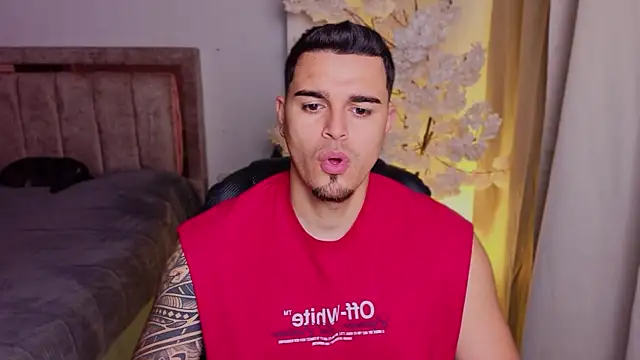Axel Big cock online show from July 16, 2026, 1:00 am