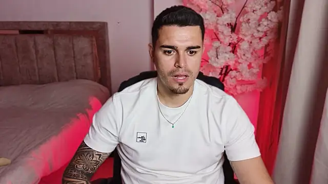 Axel Big cock online show from August 1, 2026, 1:27 am