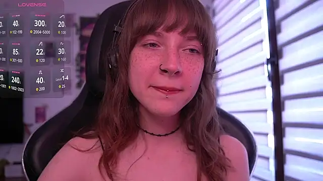 juliapie online show from June 13, 2026, 4:38 pm