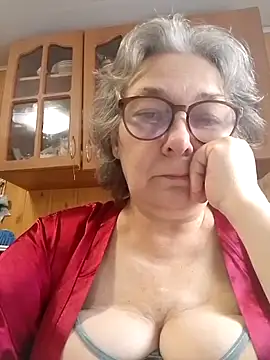 IrinaSweet54 online show from June 3, 2026, 8:17 am