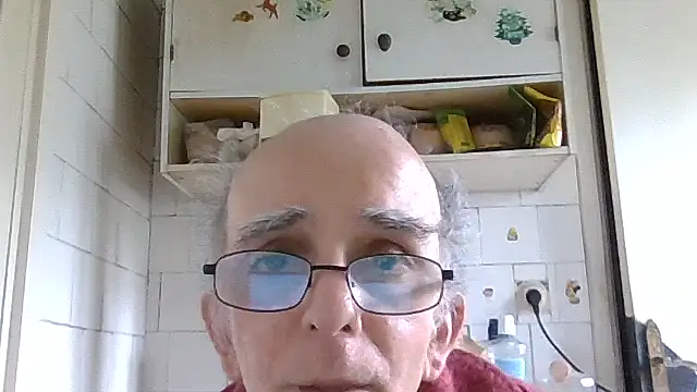 mariusica1xh online show from May 13, 2026, 1:19 pm