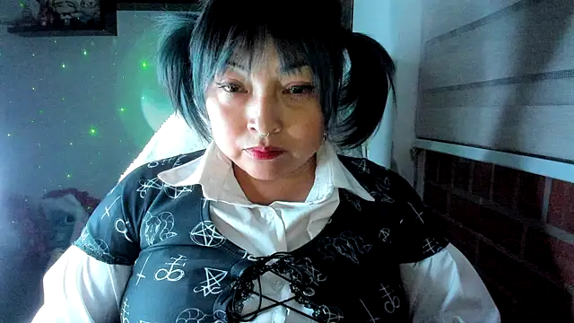 Snapshot of Shaddycute_ chatting on June 13, 2026, 2:42 am Shaddycute online show from June 13, 2026, 2:42 am