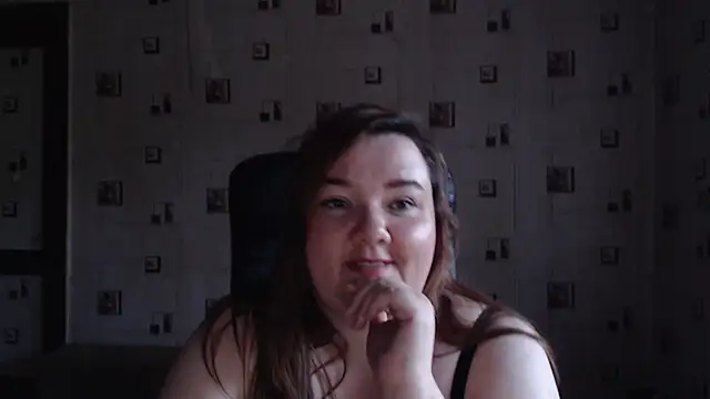 TasyaBigTTs online show from July 6, 2026, 5:37 pm