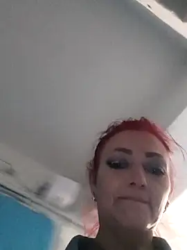 SweetLeila40 online show from May 28, 2026, 5:43 pm