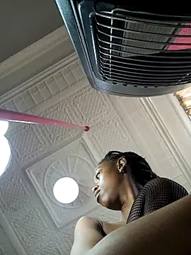 Snapshot of 02Boitybaby chatting on July 15, 2026, 9:14 am 02Boitybaby online show from July 15, 2026, 9:14 am