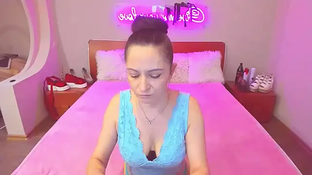 AngellLika online show from May 30, 2026, 10:01 am