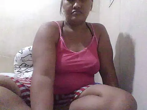Sweetchuby1995 online show from July 28, 2026, 2:13 pm