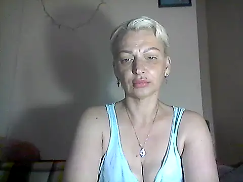 Snapshot of MaryJane441 chatting on June 18, 2026, 8:47 am MaryJane441 online show from June 18, 2026, 8:47 am