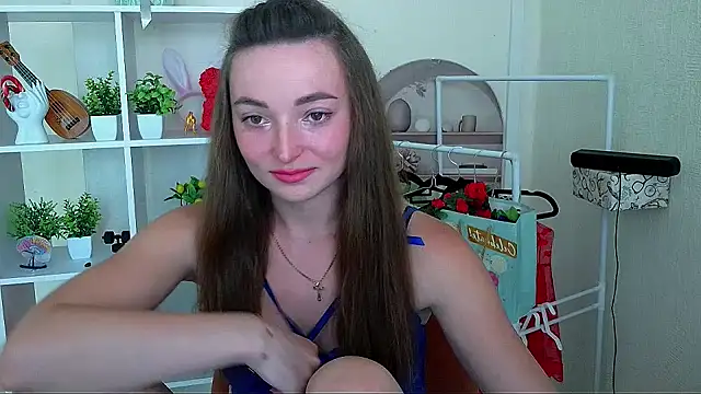 Barbie Kiss  online show from June 30, 2026, 3:35 pm