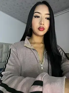 SOPHIACANDY19  online show from July 1, 2026, 12:45 am