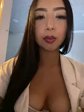 SOPHIACANDY19  online show from July 30, 2026, 12:20 am