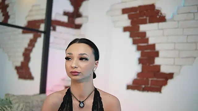 Snapshot of MaraJolie chatting on April 21, 2026, 8:34 pm MaraJolie online show from April 21, 2026, 8:34 pm