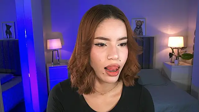 Madie  collins online show from July 8, 2026, 11:48 am