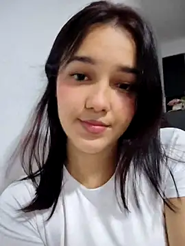 Snapshot of _Denis_sweet chatting on May 8, 2026, 5:35 am Denis sweet online show from May 8, 2026, 5:35 am