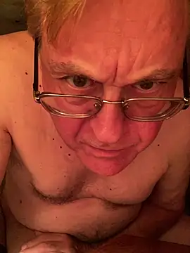 Tonybaloney1972 online show from July 6, 2026, 5:04 am