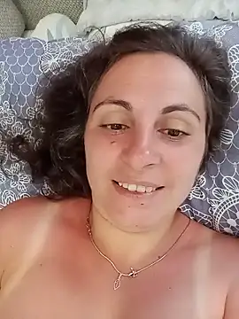 ShelaDiass online show from July 1, 2026, 1:18 am
