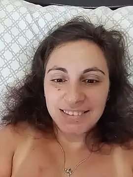 ShelaDiass online show from July 14, 2026, 3:55 am