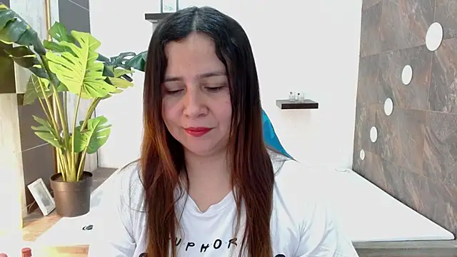 Heidy Wells online show from May 26, 2026, 1:18 pm