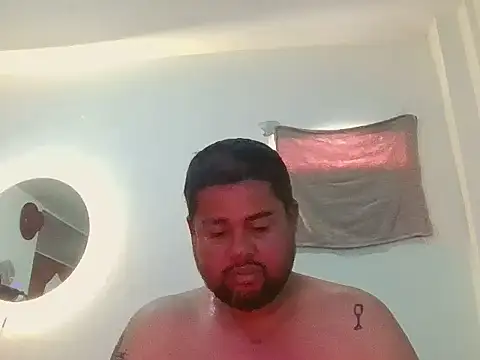 GABRIELGARCIA1313 online show from May 31, 2026, 6:09 pm