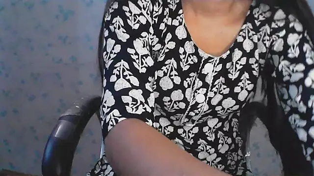 Snapshot of collage_hoty chatting on June 19, 2026, 5:12 am collage hoty online show from June 19, 2026, 5:12 am