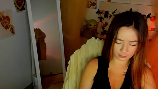 Bella XO online show from July 2, 2026, 6:30 am