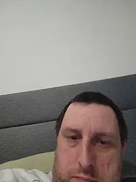 Snapshot of HE-M123 chatting on June 7, 2026, 9:40 pm HE-M123 online show from June 7, 2026, 9:40 pm