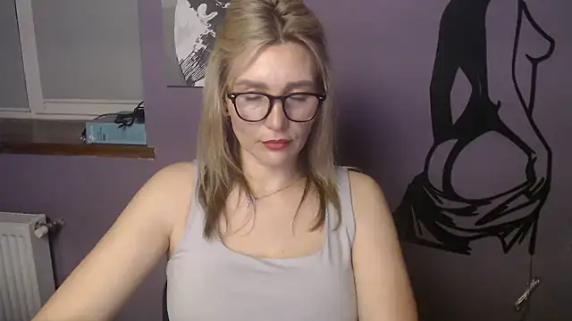  sexy lady online show from May 23, 2026, 11:58 am