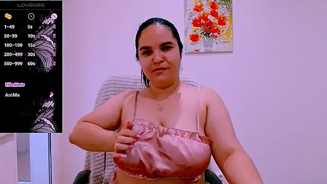 Snapshot of Ella-Diamond chatting on July 29, 2026, 5:22 pm Ella-Diamond online show from July 29, 2026, 5:22 pm