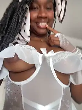 EscorpiLeoncita online show from May 30, 2026, 8:33 am