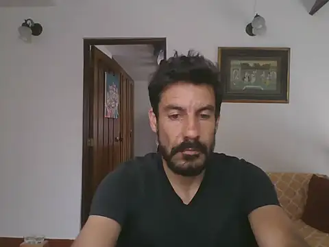 elkike1980 online show from June 18, 2026, 3:05 pm