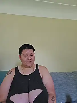 DevilDahm online show from June 9, 2026, 10:21 pm
