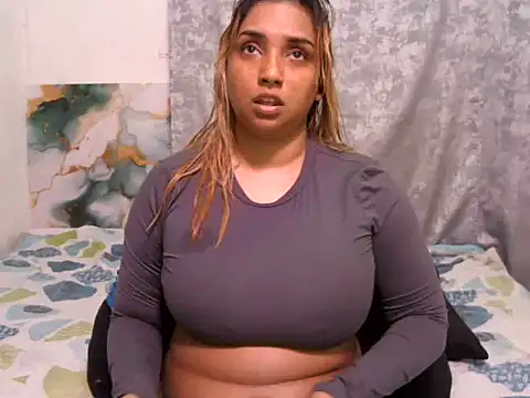 GORGEOUSLIPS online show from June 20, 2026, 3:37 pm