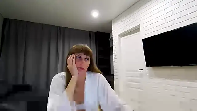 Snapshot of Daniella_Lorente chatting on July 21, 2026, 12:13 am Daniella Lorente online show from July 21, 2026, 12:13 am